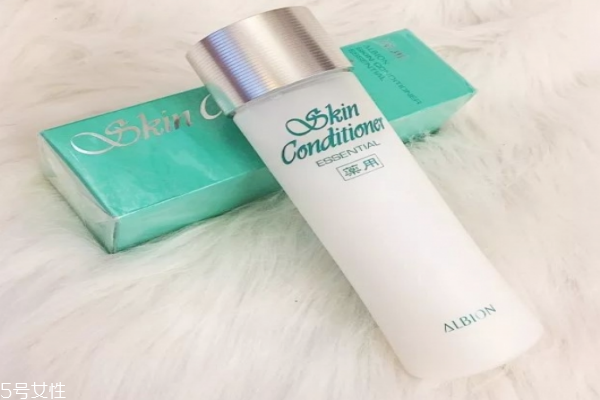 痘痘肌適合用什么護膚品 這五個口碑超好