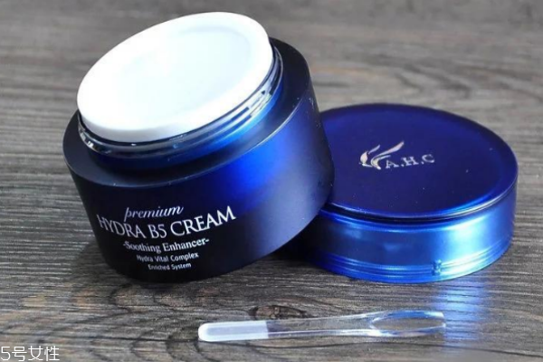 日霜怎么用 點涂法一定要學(xué)會