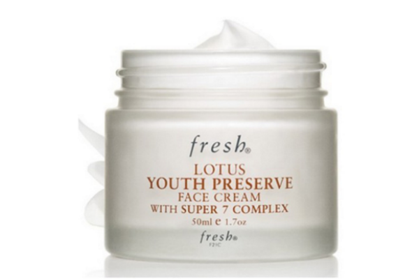 秋冬季節(jié)用什么面霜好 冬季護(hù)膚品排行榜 秋冬季節(jié)用什么面霜好 冬季護(hù)膚品排行榜