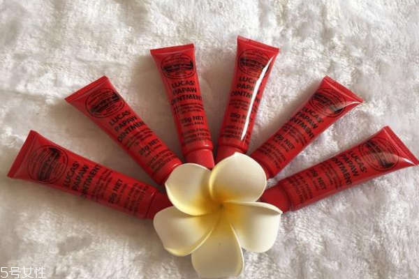 木瓜膏可以去黑頭嗎 4招對(duì)付頑固黑頭 木瓜膏可以去黑頭嗎 4招對(duì)付頑固黑頭