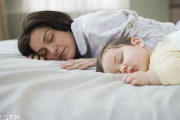 產(chǎn)婦月子里得了乳腺炎怎么辦 產(chǎn)婦月子里得了乳腺炎怎么辦