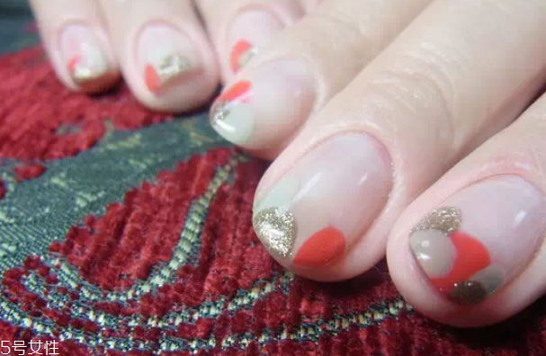 顯手白的裸色美甲圖片 這幾款大方時髦有氣質(zhì) 顯手白的裸色美甲圖片 這幾款大方時髦有氣質(zhì)