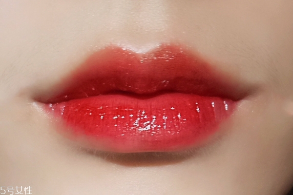 ysl唇釉9和46哪個好看 ysl唇釉9和46對比圖 ysl唇釉9和46哪個好看 ysl唇釉9和46對比圖