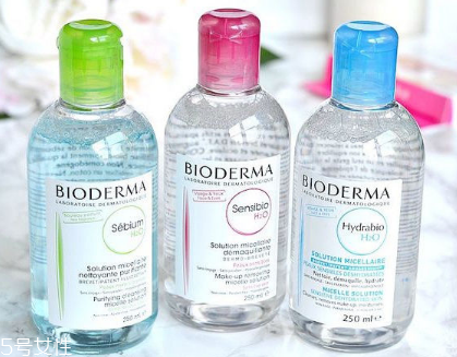 皮膚油用什么卸妝產(chǎn)品 油性皮膚用這些卸妝產(chǎn)品好 皮膚油用什么卸妝產(chǎn)品 油性皮膚用這些卸妝產(chǎn)品好