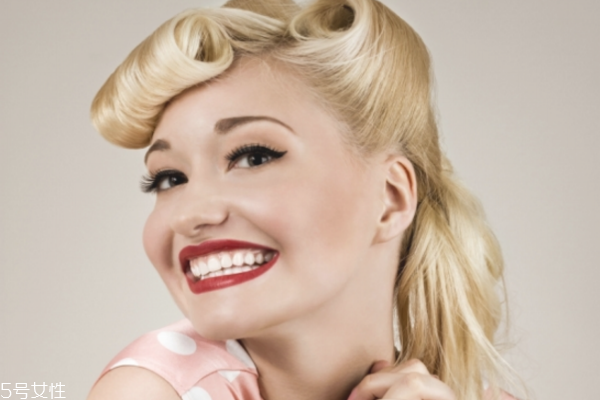 皮膚暗黃怎么調(diào)理變白 幾招快速白回來 皮膚暗黃怎么調(diào)理變白 幾招快速白回來