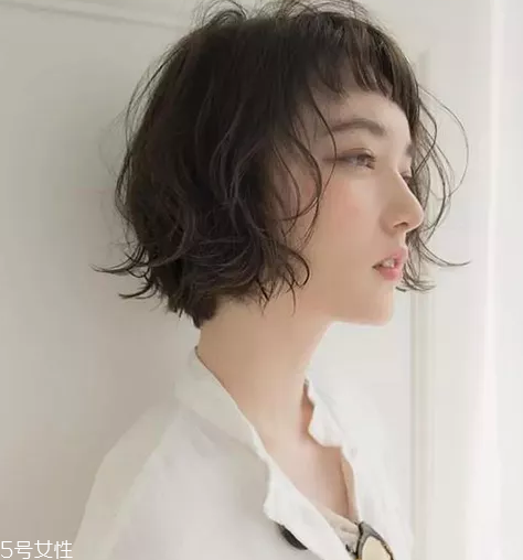 發(fā)量少怎么扎馬尾圖解 2招拯救微禿女孩 發(fā)量少怎么扎馬尾圖解 2招拯救微禿女孩