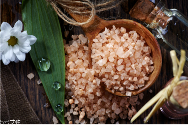 浴鹽可以殺螨蟲(chóng)嗎 浴鹽的這些功效你知道嗎 浴鹽可以殺螨蟲(chóng)嗎 浴鹽的這些功效你知道嗎