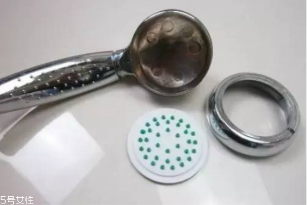 早上洗澡還是晚上洗澡好 洗澡注意事項(xiàng)