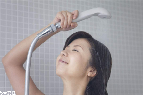 什么時(shí)候洗澡不好 避免這幾個(gè)時(shí)間點(diǎn) 什么時(shí)候洗澡不好 避免這幾個(gè)時(shí)間點(diǎn)