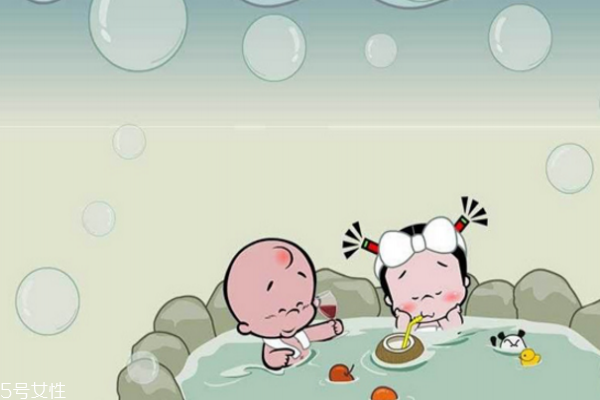 夏天泡溫泉好還是冬天泡溫泉好 泡溫泉泡太久的危害 夏天泡溫泉好還是冬天泡溫泉好 泡溫泉泡太久的危害