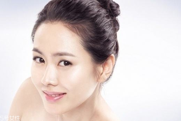 皮膚粗糙是要去角質嗎 不過度就好