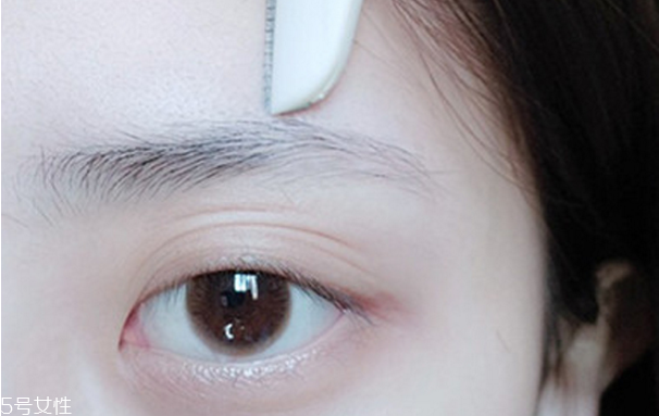 畫眉怎么畫才好看 簡(jiǎn)單畫眉毛的技巧圖解