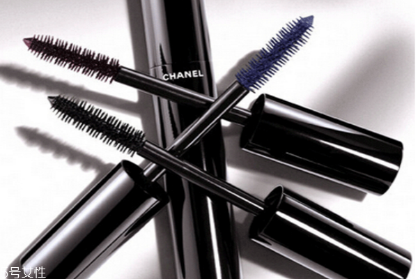 刷睫毛膏有什么壞處 經(jīng)常涂睫毛膏的危害 刷睫毛膏有什么壞處 經(jīng)常涂睫毛膏的危害