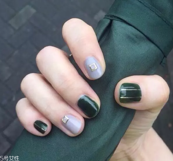 藍綠色美甲適合冬天嗎 6款秋冬藍綠色美甲