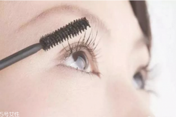 怎么樣讓睫毛變長 使睫毛增長的有效方法 怎么樣讓睫毛變長 使睫毛增長的有效方法