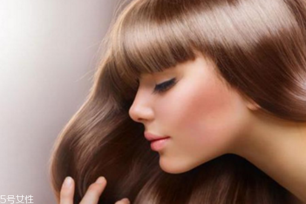 洗頭方式不對，居然有這么大的危害