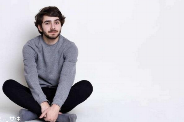 洗頭方式不對，居然有這么大的危害