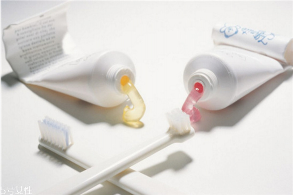 什么牙膏洗臉最好 牙膏洗臉好不好 什么牙膏洗臉最好 牙膏洗臉好不好