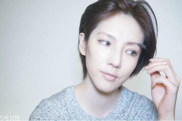 眉毛濃怎么畫眉圖解 韓國一字眉畫法圖解 眉毛濃怎么畫眉圖解 韓國一字眉畫法圖解