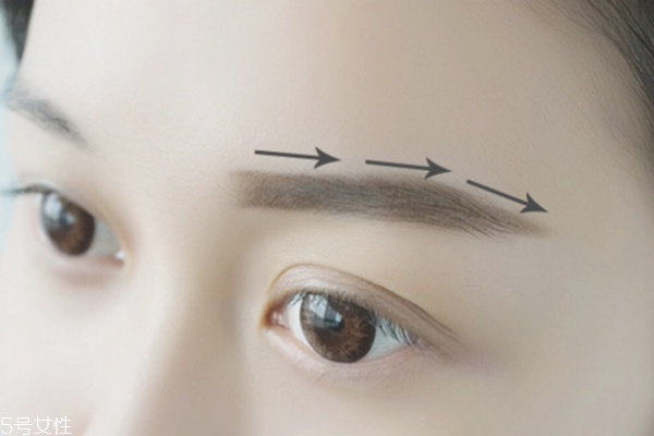 秋冬慵懶妝容教程 溫柔美膩的秋冬妝容 秋冬慵懶妝容教程 溫柔美膩的秋冬妝容