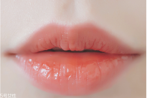 秋冬慵懶妝容教程 溫柔美膩的秋冬妝容 秋冬慵懶妝容教程 溫柔美膩的秋冬妝容