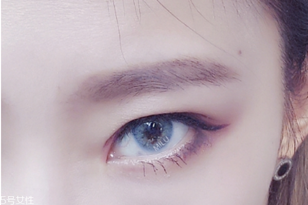 性冷淡妝容教程 最新流行70年代妝容 性冷淡妝容教程 最新流行70年代妝容