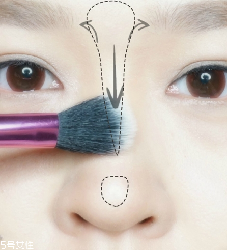 鼻影用什么畫(huà) 四種鼻影畫(huà)法打造小巧翹鼻 鼻影用什么畫(huà) 四種鼻影畫(huà)法打造小巧翹鼻