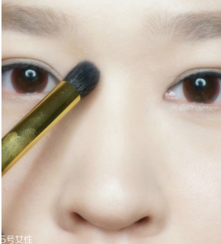 鼻影用什么畫(huà) 四種鼻影畫(huà)法打造小巧翹鼻 鼻影用什么畫(huà) 四種鼻影畫(huà)法打造小巧翹鼻