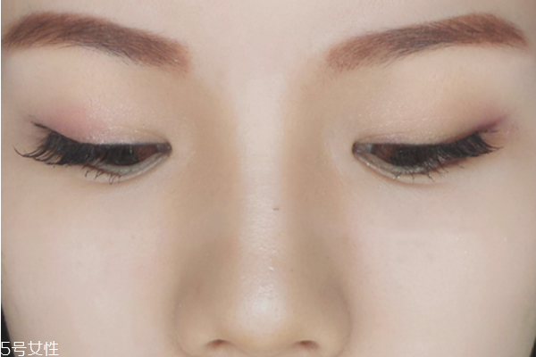 鼻影用什么畫(huà) 四種鼻影畫(huà)法打造小巧翹鼻 鼻影用什么畫(huà) 四種鼻影畫(huà)法打造小巧翹鼻