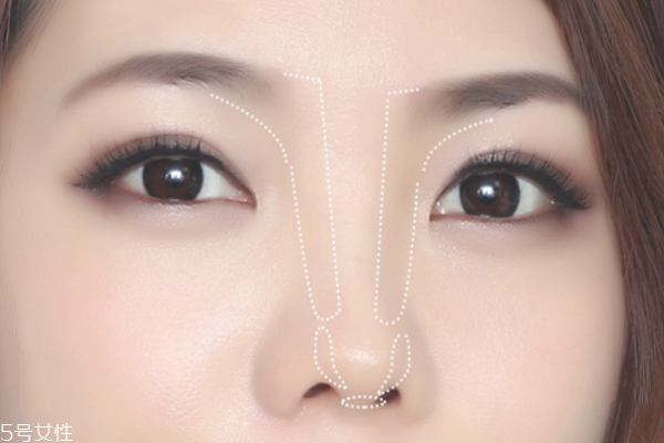 鼻影用什么畫(huà) 四種鼻影畫(huà)法打造小巧翹鼻 鼻影用什么畫(huà) 四種鼻影畫(huà)法打造小巧翹鼻