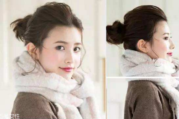 如何自己做簡(jiǎn)單盤發(fā) 雙丸子頭最好看的扎法 如何自己做簡(jiǎn)單盤發(fā) 雙丸子頭最好看的扎法