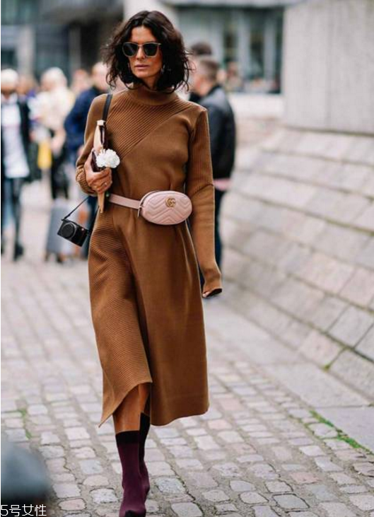 高領毛衣怎么穿好看顯瘦