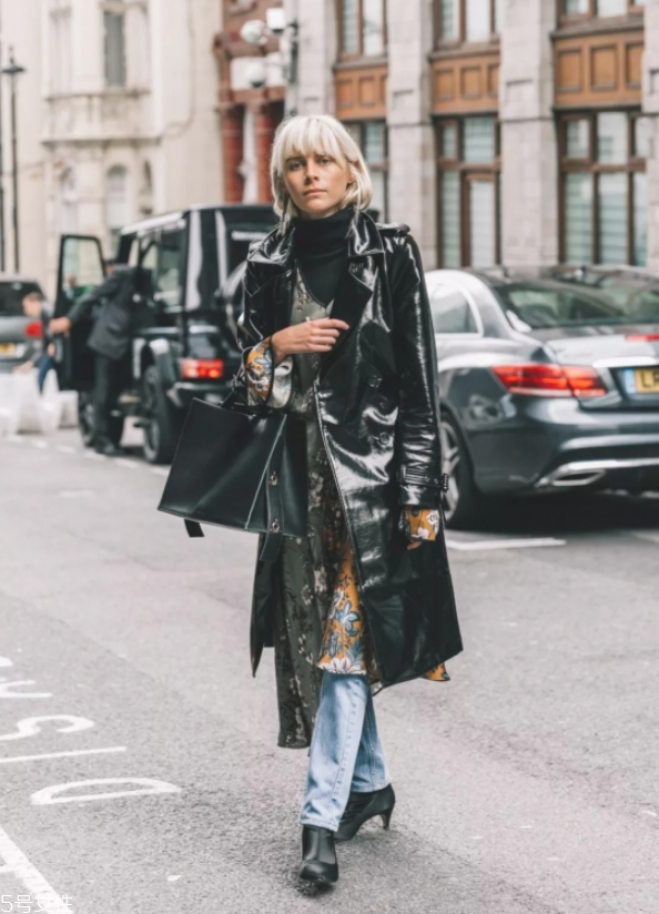 秋冬女生皮衣怎么穿好看 女生皮衣秋冬穿搭 秋冬女生皮衣怎么穿好看 女生皮衣秋冬穿搭