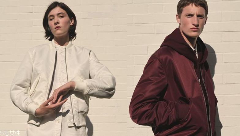 飛行外套怎么搭配 4個穿搭技巧大解析 飛行外套怎么搭配 4個穿搭技巧大解析