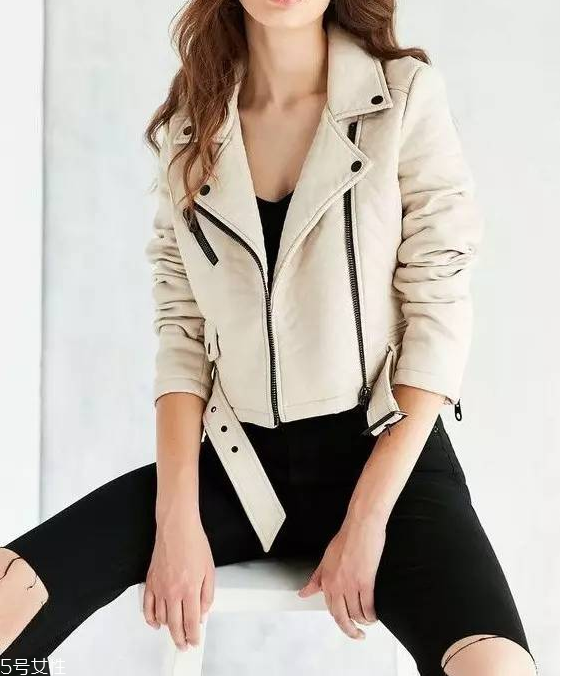 皮衣怎么選 皮衣款式選的好才夠時髦 皮衣怎么選 皮衣款式選的好才夠時髦