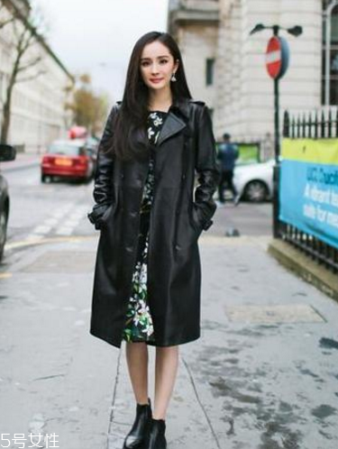 黑色皮衣怎么搭配好看 今秋最不能錯過的皮衣款式 黑色皮衣怎么搭配好看 今秋最不能錯過的皮衣款式