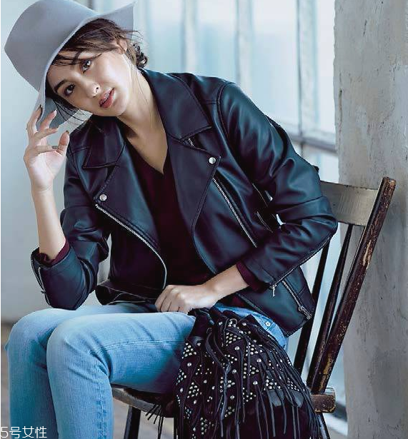 女生機(jī)車皮衣怎么搭配 機(jī)車皮衣搭配女 女生機(jī)車皮衣怎么搭配 機(jī)車皮衣搭配女