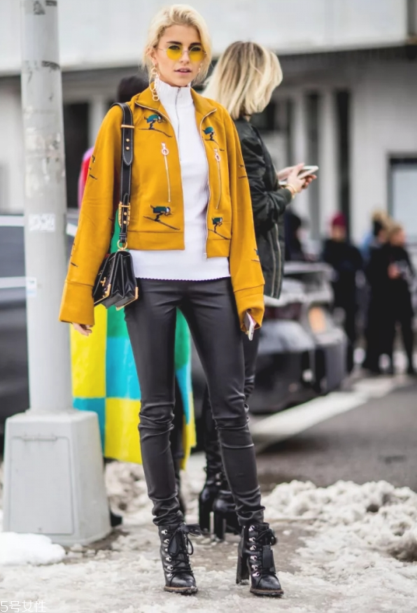 秋冬女生短靴配什么褲子 好看又實用的短靴推薦 秋冬女生短靴配什么褲子 好看又實用的短靴推薦