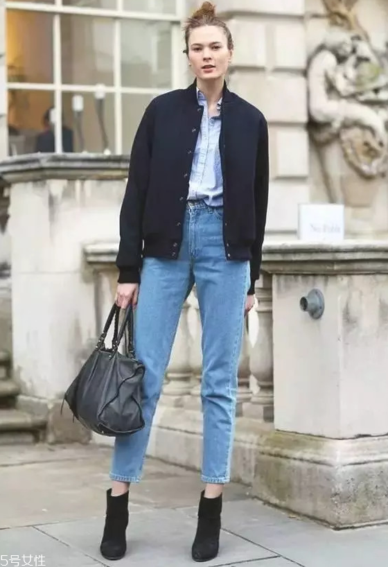 秋冬女生短靴配什么褲子 好看又實用的短靴推薦 秋冬女生短靴配什么褲子 好看又實用的短靴推薦