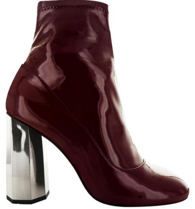 秋冬女生短靴配什么褲子 好看又實用的短靴推薦 秋冬女生短靴配什么褲子 好看又實用的短靴推薦