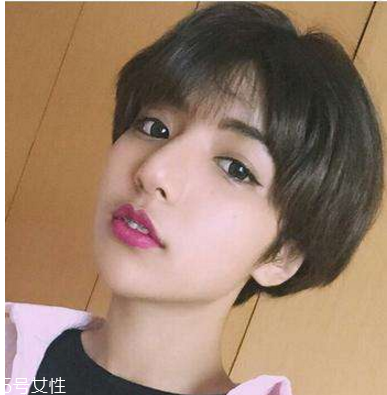 短發(fā)燙染什么樣的造型好看 不燙不染的女生短發(fā)發(fā)型 短發(fā)燙染什么樣的造型好看 不燙不染的女生短發(fā)發(fā)型