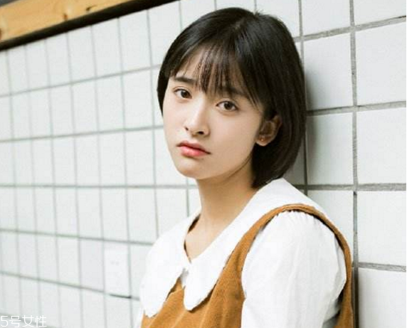 短發(fā)燙染什么樣的造型好看 不燙不染的女生短發(fā)發(fā)型 短發(fā)燙染什么樣的造型好看 不燙不染的女生短發(fā)發(fā)型