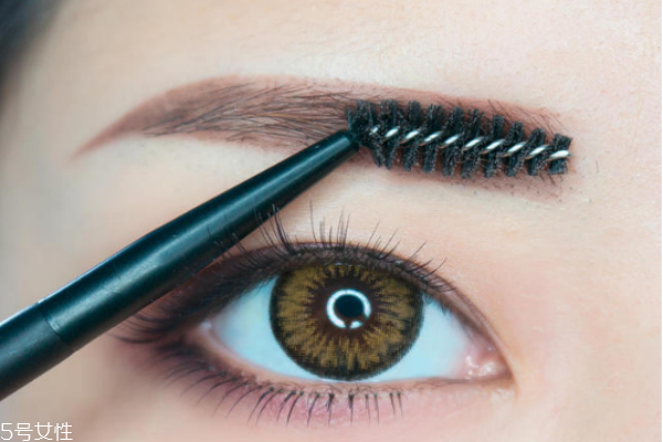 怎么畫眉毛不顯兇 眉毛這樣畫會(huì)顯得柔和 怎么畫眉毛不顯兇 眉毛這樣畫會(huì)顯得柔和