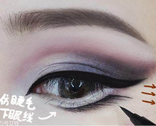 萬(wàn)圣節(jié)妝容有哪些 萬(wàn)圣節(jié)簡(jiǎn)單妝容 萬(wàn)圣節(jié)妝容有哪些 萬(wàn)圣節(jié)簡(jiǎn)單妝容