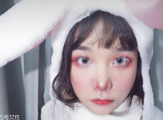 萬(wàn)圣節(jié)妝容有哪些 萬(wàn)圣節(jié)簡(jiǎn)單妝容 萬(wàn)圣節(jié)妝容有哪些 萬(wàn)圣節(jié)簡(jiǎn)單妝容