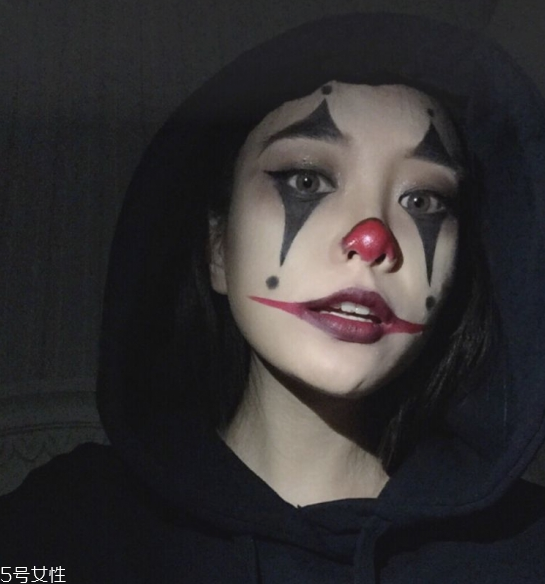 萬(wàn)圣節(jié)妝容有哪些 萬(wàn)圣節(jié)簡(jiǎn)單妝容 萬(wàn)圣節(jié)妝容有哪些 萬(wàn)圣節(jié)簡(jiǎn)單妝容