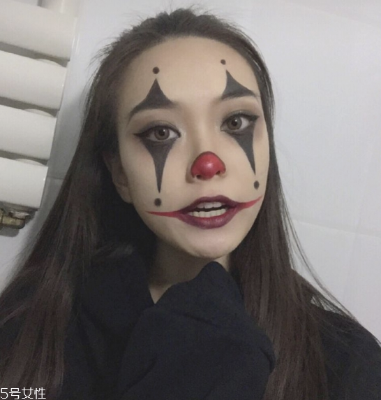 萬(wàn)圣節(jié)妝容有哪些 萬(wàn)圣節(jié)簡(jiǎn)單妝容 萬(wàn)圣節(jié)妝容有哪些 萬(wàn)圣節(jié)簡(jiǎn)單妝容