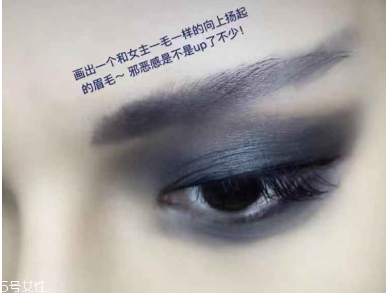 萬(wàn)圣節(jié)妝容有哪些 萬(wàn)圣節(jié)簡(jiǎn)單妝容 萬(wàn)圣節(jié)妝容有哪些 萬(wàn)圣節(jié)簡(jiǎn)單妝容