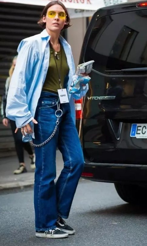 oversize外套怎么穿 6大法穿出纖細(xì)蠻腰 oversize外套怎么穿 6大法穿出纖細(xì)蠻腰