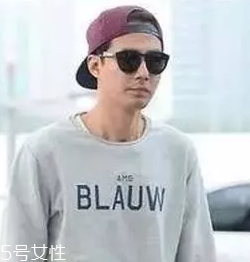 女生最喜歡男生什么發(fā)型 第5款經(jīng)典不敗男人味 女生最喜歡男生什么發(fā)型 第5款經(jīng)典不敗男人味